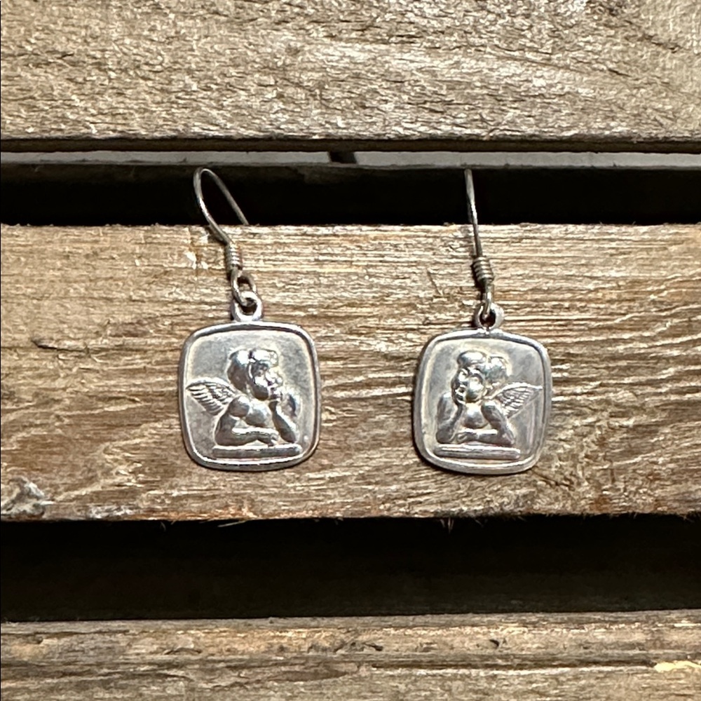 925 sterling silver great shape pensive cherub angel’s square dangle earrings - Picture 2 of 6